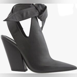 Burberry Amy Black Leather Ankle Tie Strap Booties - Size 6.5 (36.5 Authentic)